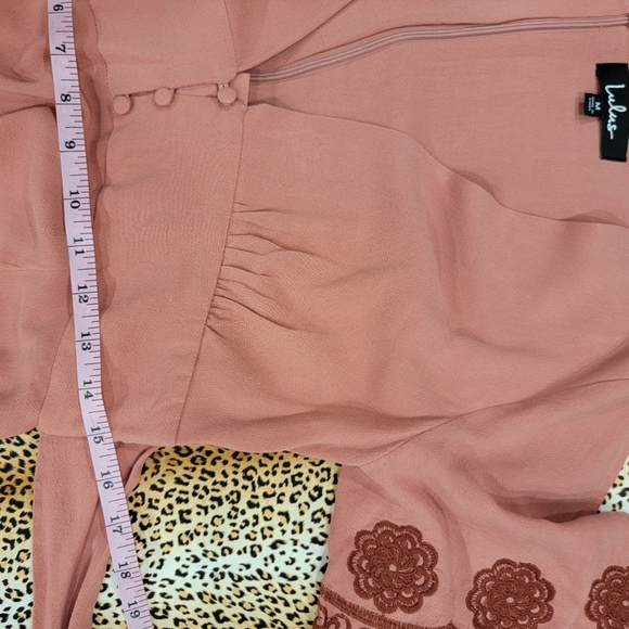 NWOT LULU'S BOHEMIAN CROCHET EYELET SLEEVE MIDI DRESS - Picture 10 of 10